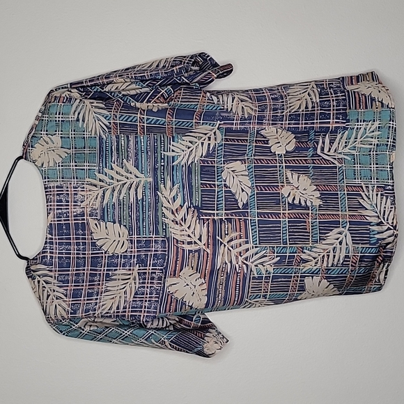 Vintage Stunt Collections 100% Silk Button Front with Shoulder Pads - Picture 10 of 13